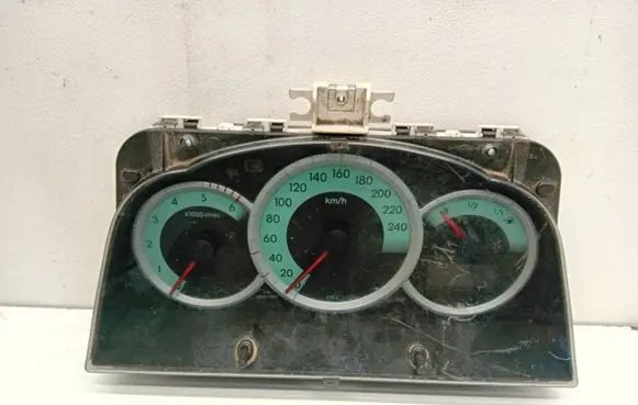 Toyota Corolla Verso AR10 Speedometer (instrument cluster) 838000F092A MB2574403830
