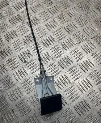 Engine bonnet (hood) release handle