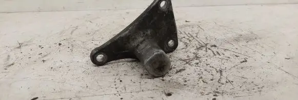 Audi A6 S6 C5 4B Engine mounting bracket 8E0199343 5565700