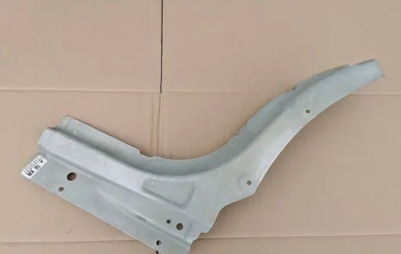Tesla Model X Other sill/pillar trim element 1073167-S0-A