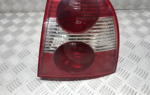 Volkswagen PASSAT B5.5 Rear/tail lights 3B5945096AE
