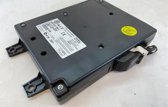 Volkswagen PASSAT B6 Bluetooth control unit module 1K8035730C 0567403 00233D08F215