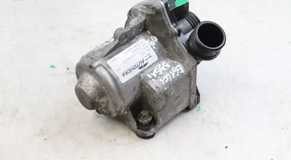BMW 5 E60 E61 Water pump 5A05704 11515A05704