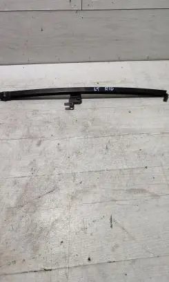 KIA Rio Rear door windshield rail 