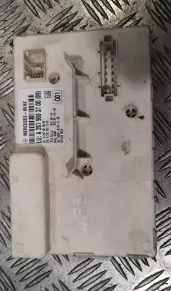 Mercedes-Benz E C207 W207 Window control relay a2079003700