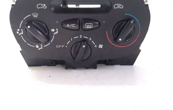 Citroen Xsara Picasso Climate control unit 85858