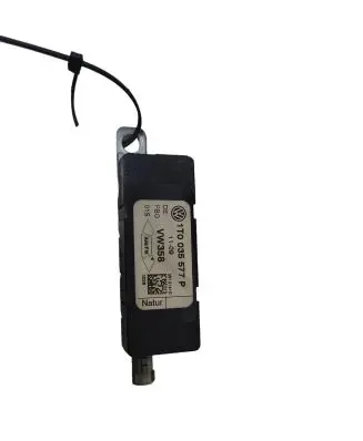 Volkswagen Touran I Antenna control unit 1T0035577P