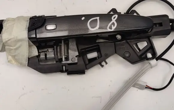 Chevrolet Camaro Front door exterior handle