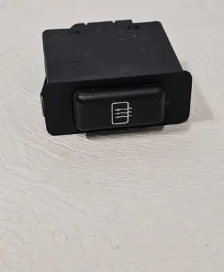BMW 5 E34 Windscreen/window heater switch 1391749