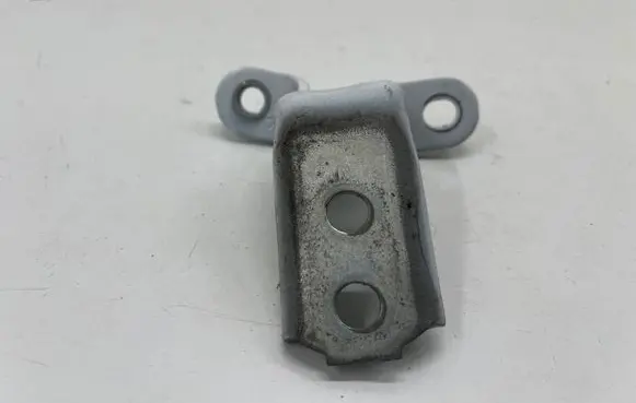 Toyota Yaris XP210 Front door upper hinge ES03