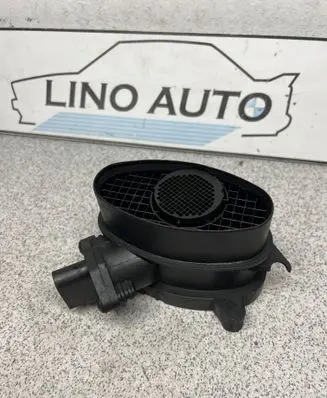 BMW 5 E39 Mass air flow meter 7787076 0928400468