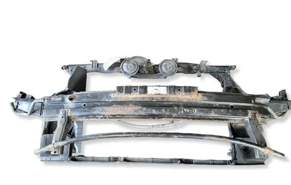 Hyundai i40 Radiator support slam panel bracket 