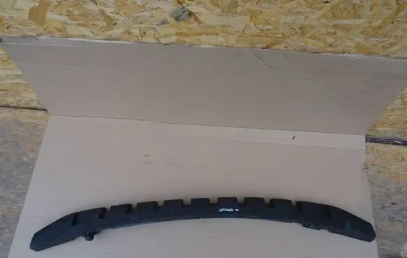 Nissan Qashqai J12 Front bumper foam support bar 620916UA0A