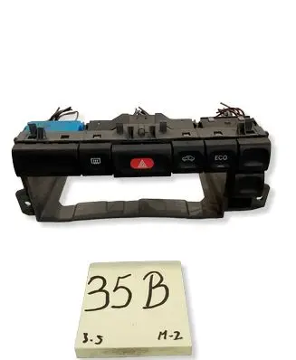 Opel Vectra B Central console control unit 90506654