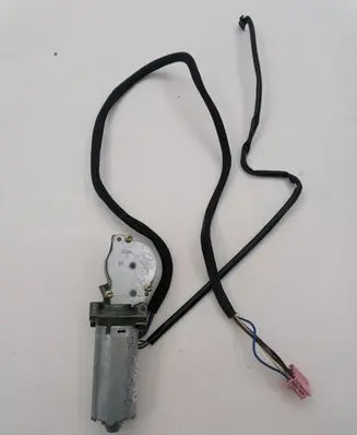 Mercedes-Benz S W220 Seat adjustment motor 1136701 GP41A35H
