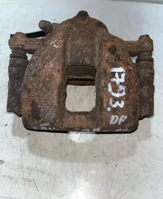 Honda CR-V Front brake caliper