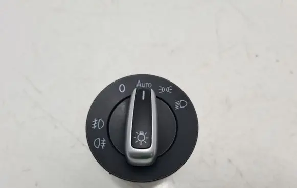 Volkswagen PASSAT B7 Light switch 3C8941431A