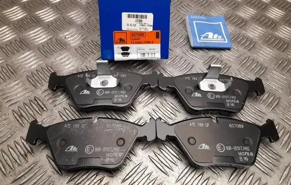 BMW 5 E39 Brake pads (rear) 13046070892