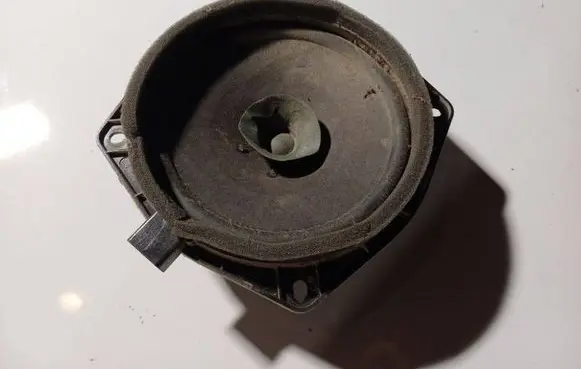 Mitsubishi Outlander Front door speaker MR301667