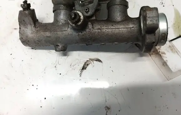 Nissan Primera Master brake cylinder 