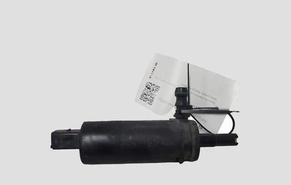 Volkswagen Golf V Windscreen/windshield washer pump 3B7955681