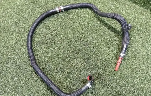 Fuel return line/hose