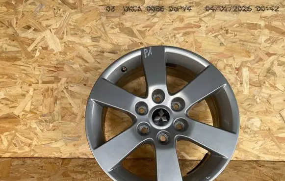 Mitsubishi Pajero R18 alloy rim MZ982514