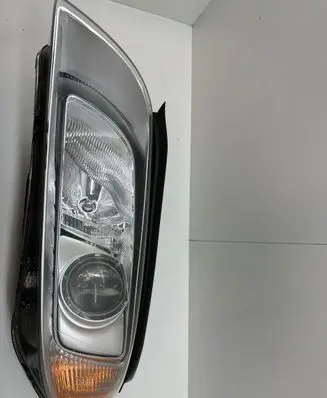 Volvo V70 Headlight/headlamp 31214347 6333100001