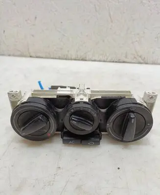 Volkswagen PASSAT B5.5 Climate control unit 1J0820045L 1J0820045 901512040000