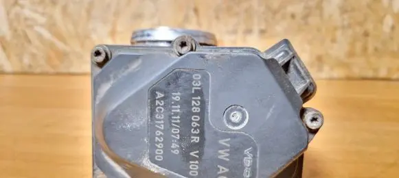 Skoda Roomster (5J) Throttle valve 03l128063r