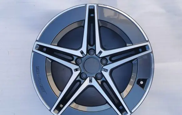 Mercedes-Benz C W206 R18 alloy rim A2064011700