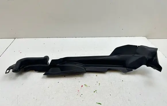 Audi A4 S4 B9 8W Fender end trim 8W0821169