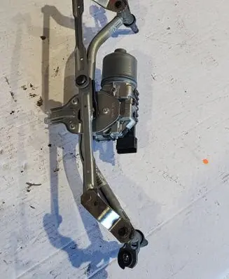 Peugeot 208 I Wiper motor 9673222580 3397021391 201604062