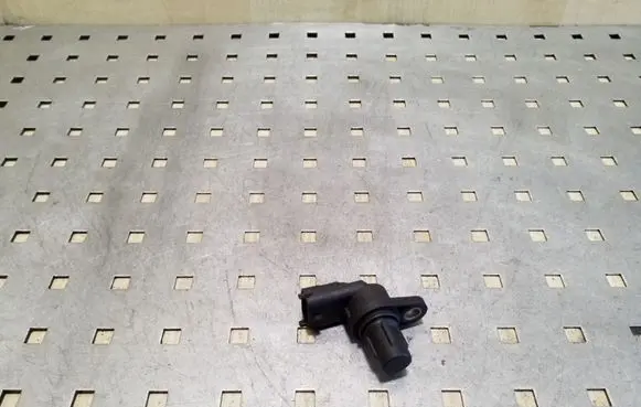 Opel Meriva A Camshaft position sensor 93310500 0232103067