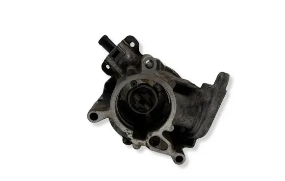 Audi A4 S4 B8 8K Vacuum pump 06J145100B