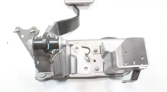 Peugeot 508 II Brake pedal 