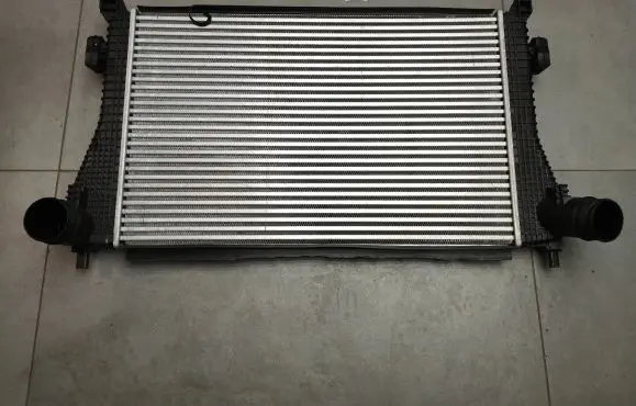 Volkswagen Golf VII Intercooler radiator G42AVEQ 032021