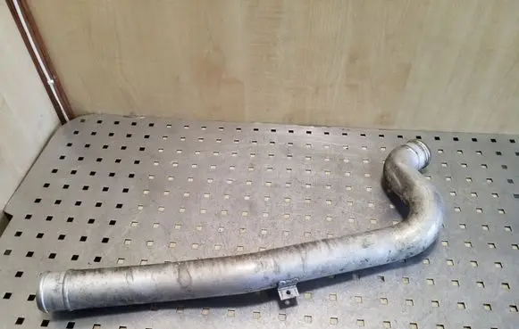 Volkswagen Phaeton Intercooler hose/pipe