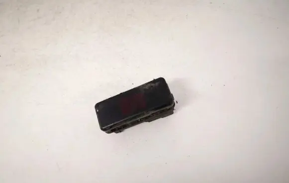 BMW 7 E38 Hazard light switch 8350947