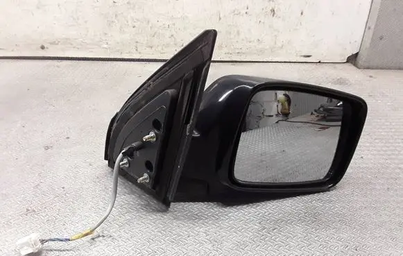 Nissan X-Trail T30 Front door electric wing mirror E13010621