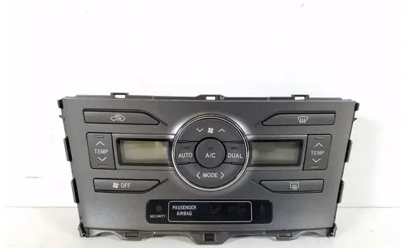 Toyota Auris 150 Air conditioner control unit module 55900-02231