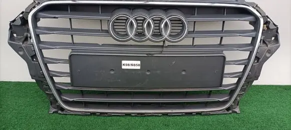 Audi A3 S3 8V Front bumper upper radiator grill 8V3853651