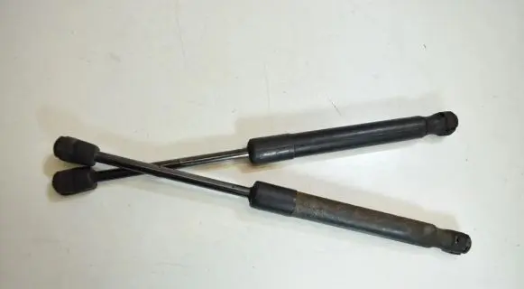 Audi A6 S6 C6 4F Tailgate/trunk strut/damper 4F5827552G