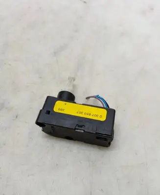 Headlight level adjustment motor