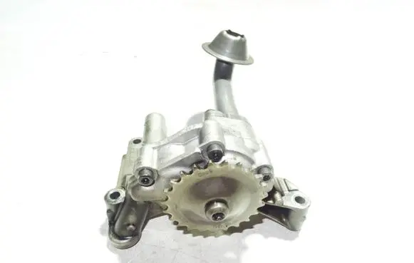 Volkswagen Touran I Oil pump 038115105C
