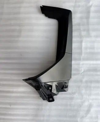 Subaru Forester SK Tailgate trim 96031SJ130