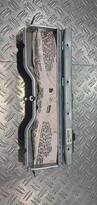 Mercedes-Benz C W204 Knee airbag 305669510