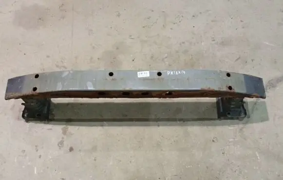Toyota Avensis T250 Front bumper cross member 