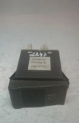 Audi A6 S6 C4 4A Fog light switch 893941535