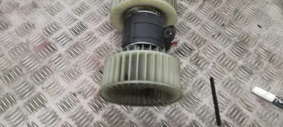 BMW 5 E39 Heater fan/blower 501517